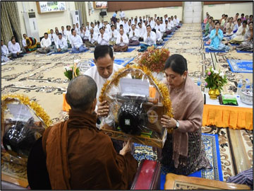 နိုင်ငံတော်စီမံအုပ်ချုပ်ရေးကောင်စီအဖွဲ့ဝင် ပြည်ထဲရေးဝန်ကြီးဌာန ပြည်ထောင်စုဝန်ကြီး ဒုတိယဗိုလ်ချုပ်ကြီး ရာပြည့် နှစ်(၆၀)ပြည့် မြန်မာနိုင်ငံရဲတပ်ဖွဲ့နေ့အထိမ်းအမှတ် အရုဏ်ဆွမ်း ဆက်ကပ်လှူဒါန်းပွဲနှင့် ဇီဝိတဒါနငါးလွှတ်ပွဲ အခမ်းအနားများသို့ တက်ရောက်