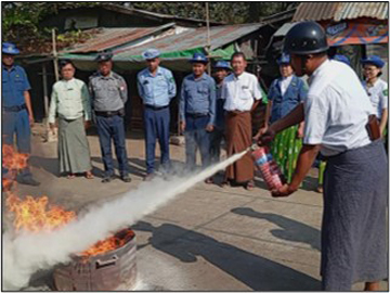 ဧရာဝတီတိုင်းဒေသကြီး၊ ဖျာပုံခရိုင်၊ ဒေးဒရဲမြို့နယ်ရှိ မြို့နယ်စည်ပင်သာယာရေးအဖွဲ့ပိုင်ဈေးများတွင် မီးဘေးအန္တရာယ်ဖြစ်ပွားမှုမရှိစေရေး မီးဘေးကြိုတင်ကာကွယ်ရေး လက်တွေ့သရုပ်ပြလေ့ကျင့် ဆောင်ရွက်မှု