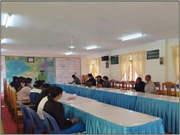ရှမ်းပြည်နယ်၊ လွိုင်လင်ခရိုင်အထွေထွေအုပ်ချုပ်ရေးဦးစီးဌာနရုံး အစည်းအဝေးခန်းမ၌ အဆိုးရွားဆုံးပုံစံဖြင့် ခိုင်းစေခြင်းခံရသော ကလေးအလုပ်သမားဖယ်ရှားရေးနှင့် ပြန်လည်ကုစားရေး အလုပ်ရုံ ဆွေးနွေးပွဲကျင်းပ