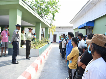 မြန်မာနိုင်ငံအတွင်းသို့ တရားမဝင် ဝင်ရောက်လာသည့် ပြည်ပနိုင်ငံသား ၂၀၀ ဦး ထပ်မံစစ်ဆေး ဖော်ထုတ်ထိန်းသိမ်းခဲ့