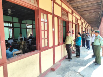 မန္တလေးတိုင်းဒေသကြီး၊ တံတားဦးခရိုင်၊ ငါန်းဇွန်မြို့၊ အမှတ်(၁)ရပ်ကွက်၊ အခြေခံပညာအထက်တန်းကျောင်း (ငါန်းဇွန်)၌ Grade-5၊ Grade-9 ကျောင်းသား/ ကျောင်းသူများ၏ စာမေးပွဲဖြေဆိုနေမှုအခြေအနေအား ကြည့်ရှုစစ်ဆေး 