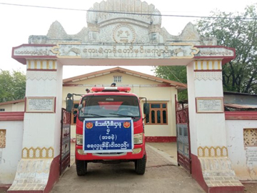မကွေးတိုင်းဒေသကြီးအတွင်း သောက်သုံးရေလိုအပ်လျက်ရှိသော ရေနံချောင်းမြို့နယ်ရှိ ဘုန်းတော်ကြီး ကျောင်းနှင့် အိမ်ထောင်စုများသို့ သောက်သုံးရေ သွားရောက်လှူဒါန်းမှု