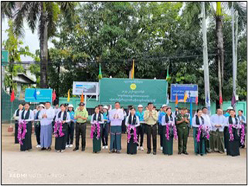 ကရင်ပြည်နယ်၊ မြဝတီခရိုင်၊ မြဝတီမြို့၊ အမှတ်(၁) အခြေခံပညာအထက်တန်းကျောင်း၌ ၂၀၂၅-၂၀၂၆ ပညာသင်နှစ်၊ ကျောင်းအပ်နှံရေးနေ့ အထိမ်းအမှတ် ပိုစတာဆိုင်းဘုတ်စိုက်ထူပွဲအခမ်းအနား ကျင်းပ