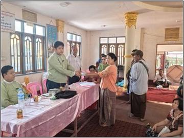 ရန်ကုန်တိုင်းဒေသကြီး၊ မင်္ဂလာဒုံခရိုင်၊ မင်္ဂလာဒုံမြို့နယ်၊ ပေါက်ကုန်းရပ်ကွက်ဓမ္မာရုံ၌ နေရပ်စွန့်ခွာ နေရသည့် ပြည်သူများအား ထောက်ပံ့ငွေပေးအပ်ခြင်းအခမ်းအနား ကျင်းပ