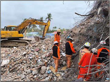 ငလျင်လှုပ်ခတ်မှုကြောင့် ထိခိုက်ပျက်စီးဆုံးရှုံးမှုဖြစ်ပွားခဲ့သောဒေသများတွင် မီးသတ်ဦးစီးဌာနမှ ရှင်းလင်းရေးလုပ်ငန်းများဆောင်ရွက်မှု