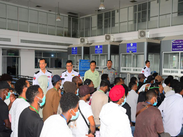 အွန်လိုင်းလိမ်လည်မှု (Telecom Fraud) နှင့် ဒုစရိုက်မှုလုပ်ငန်းများတွင် ဆက်စပ်ပါဝင်ခဲ့ကြသည့် အီသီယိုးပီးယားနိုင်ငံသား ၄၉ ဦးအား သက်ဆိုင်ရာနိုင်ငံသို့ လွှဲပြောင်းပေးအပ်ခဲ့ပြီး ပြည်ပနိုင်ငံသား ၁၀ ဦးအား ထပ်မံစစ်ဆေး ဖော်ထုတ်ထိန်းသိမ်း