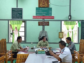 ရှမ်းပြည်နယ်၊ လင်းခေးခရိုင်၊ မောက်မယ်မြို့နယ်အထွေထွေအုပ်ချုပ်ရေးဦးစီးဌာန အစည်းအဝေးခန်းမ၌ ပြည်သူ့စစ်မှုထမ်းသင်တန်းနှင့်ပတ်သက်၍ လုပ်ငန်းညှိနှိုင်းအစည်းအဝေး ကျင်းပ