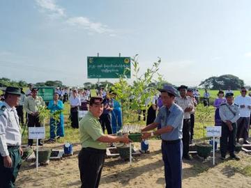  ရန်ကုန်တိုင်းဒေသကြီး၊ သန်လျင်ခရိုင်၊ သုံးခွမြို့နယ်၊ သုံးခွအနောက်ကျေးရွာအုပ်စုတွင် ၂၀၂၅ ခုနှစ်၊ မိုးရာသီသစ်ပင်စိုက်ပျိုးပွဲ အခမ်းအနား ကျင်းပ